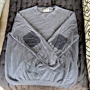 Linksoul Sweater - Size Medium.